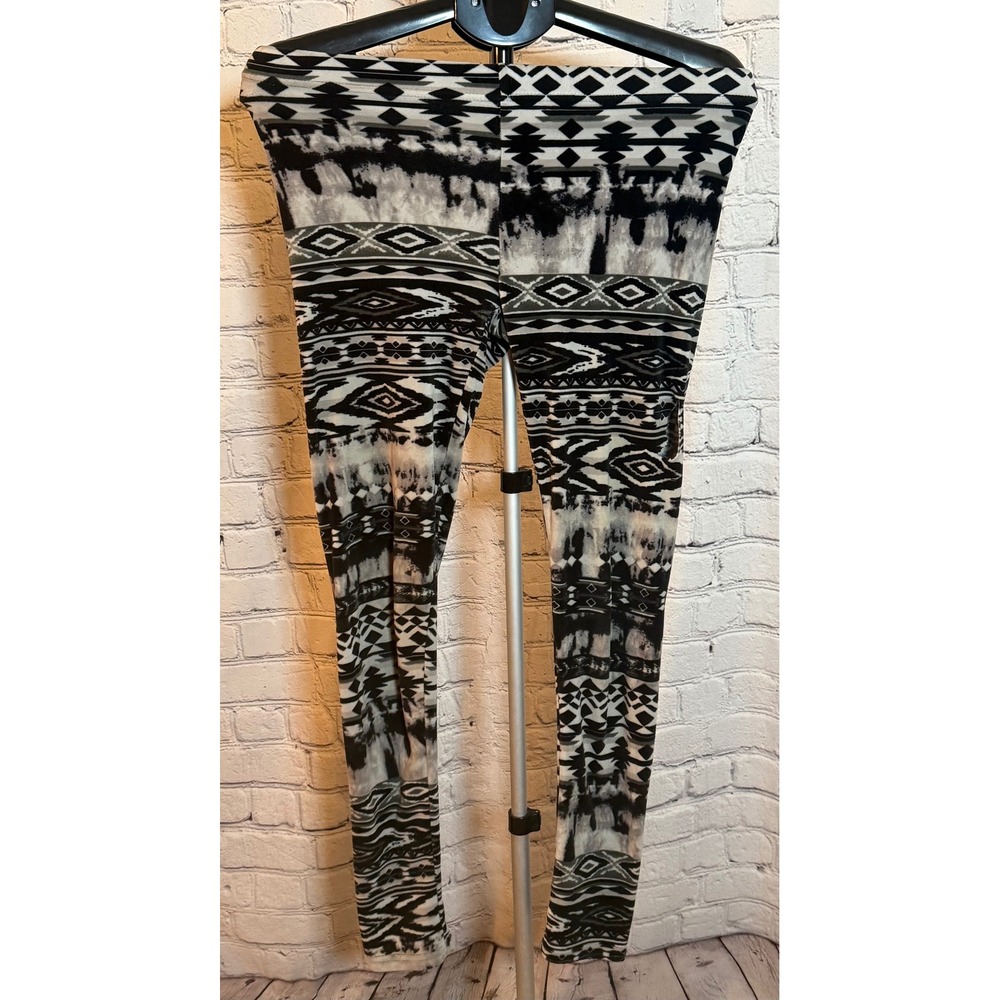 No Boundaries Womens Tie‎ Dye Tribal Leggings Black White Geometric S(3/5)